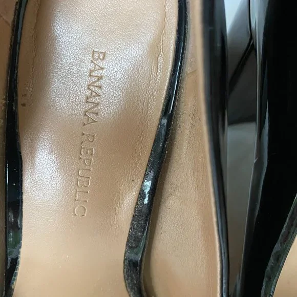 Women's Banana Republic Black Heals Size 6 - Picture 3 of 5